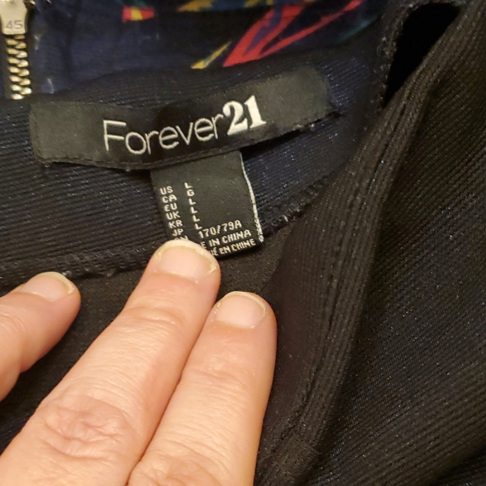 Forever 21 - Picture 2 of 3